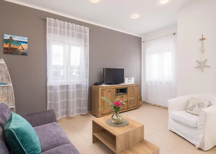 Daria 4 By Interhome *