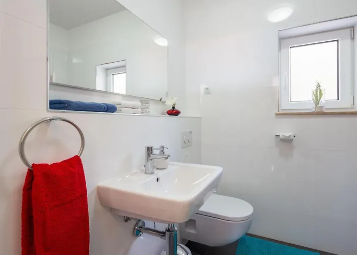Apartamento Daria 4 By Interhome Marusici (Split-Dalmatia)